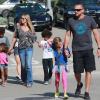 Heidi Klum, ses enfants Leni, Henry, Johan et Lou, son petit ami Martin Kirsten et sa mère Erna vont déjeuner au restaurant à Santa Monica, le 28 avril 2013.
