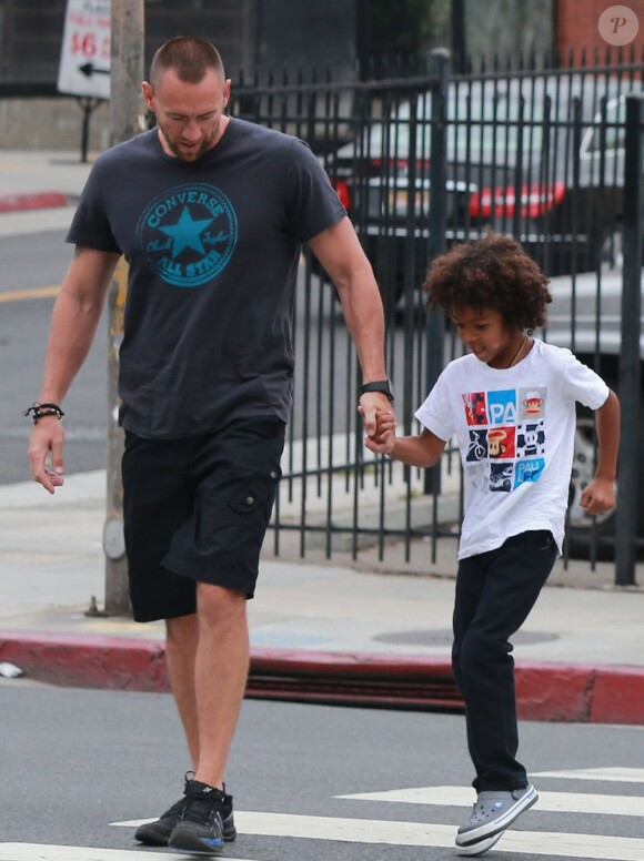 Heidi Klum, ses enfants Leni, Henry, Johan et Lou et son petit ami Martin Kirsten vont déjeuner au restaurant à Santa Monica, le 28 avril 2013.