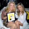 Jerry Hall et sa fille Georgia May Jagger participent à l'événement organisé par la marque Sunglass Hut à New York le 2 mai 2013