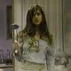 Vidéo promotionnelle de la série Molloy (1990) dans la laquelle Jennifer Aniston joue Courtney Walker. Cette vidéo est précédée de celle de Glory Days, avec, ironiquement, l'ex de Jen, Brad Pitt
