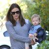 Jennifer Garner emmène sa fille violet à l'école avec son fils Samuel à Santa Monica le 3 mai 2013.