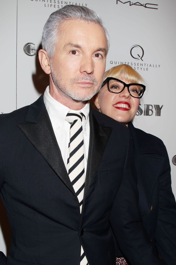 Baz Luhrmann devant sa femme à la projection spéciale de Gatsby le Magnifique au MoMA de New York le 5 mai 2013.