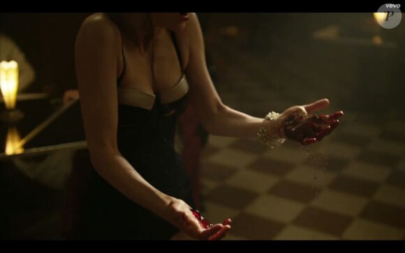 Marion Cotillard dans le clip "The Next Day" de David Bowie, mai 2013.