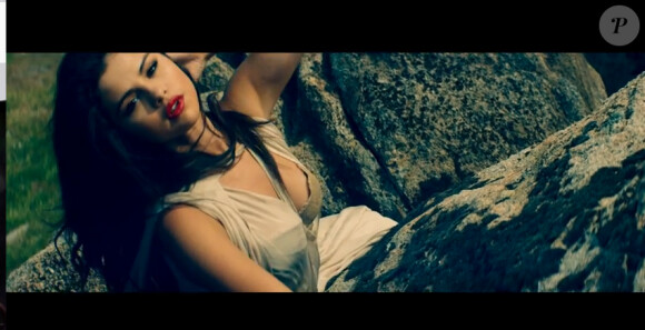 Selena Gomez dans sa nouvelle vidéo Come And Get It.