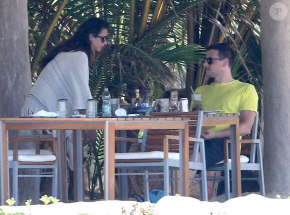 Lea Michele et Cory Monteith profitent de quelques jours de vacances à Puerto Vallarta au Mexique, le 7 mai 2013.