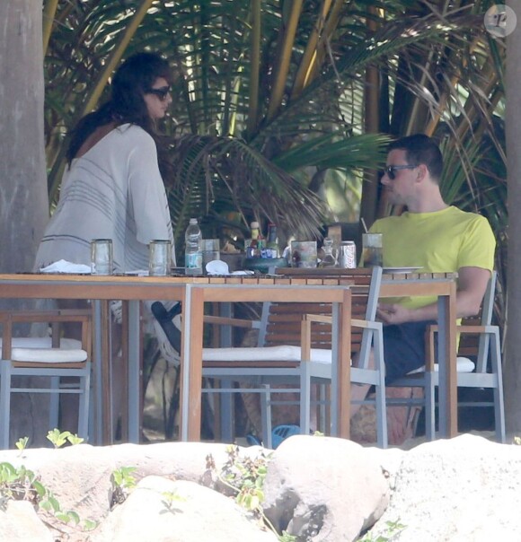 Lea Michele et Cory Monteith au Mexique, le 7 mai 2013.