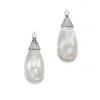 Organisée mardi 14 mai 2013 chez Sotheby's à Genève, la vente a atteint un nouveau record pour cette paire de pendants d'oreilles Bulgari en perles naturelles et diamants estimée entre 0,6 et 1 million de dollars et adjugée 2,39 millions. Gina Lollobrigida s'est déclarée très heureuse.