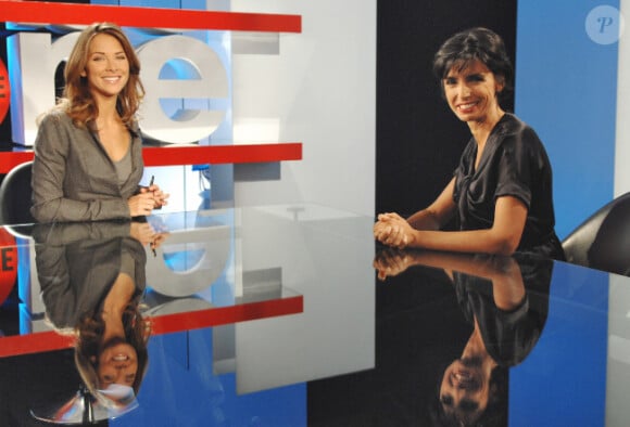 Mélissa Theuriau en septembre 2007 sur le plateau de Zone interdite (M6) aux côtés de Rachida Dati