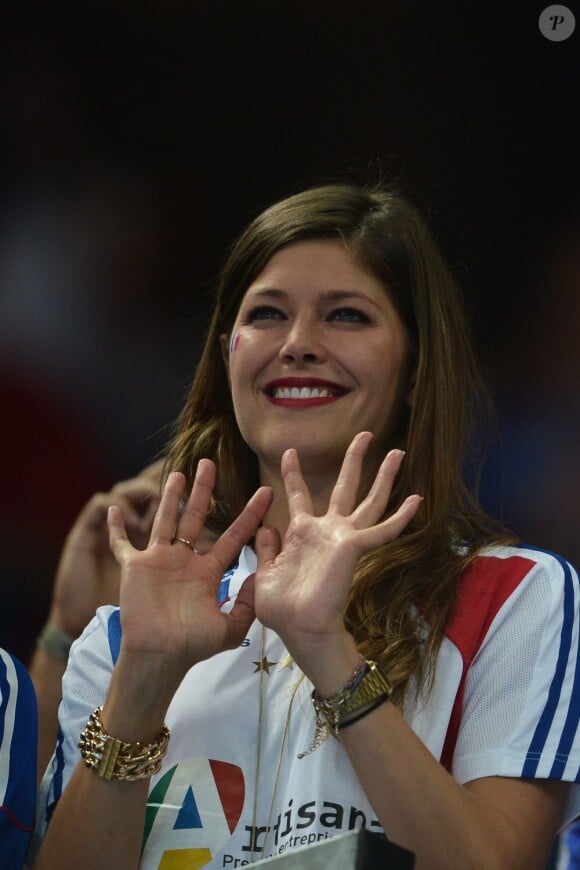 Géraldine Pillet, compagne de Nikola Karabatic, soupçonné d'être impliqué dans l'affaire des paris suspects qui touche le club de hanball de Montpellier, lors de la finale de hand aux JO de Londres le 12 août 2012