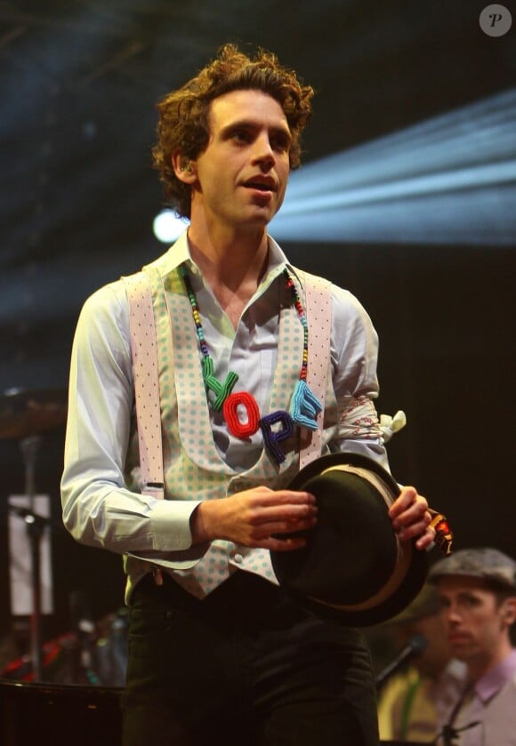 Le chanteur Mika au Concert pour tous à la place de la Bastille à Paris, le 21 Mai 2013.