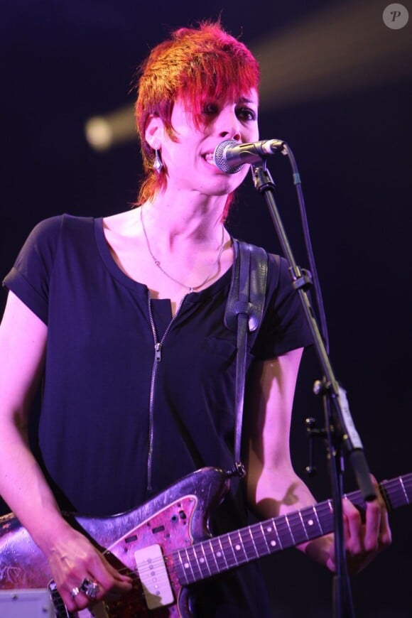 Mademoiselle K au Concert pour tous à la place de la Bastille à Paris, le 21 Mai 2013.