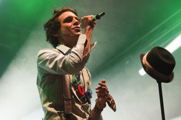 Mika chante au Concert pour tous à la place de la Bastille à Paris, le 21 Mai 2013.