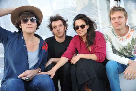 Exclusif - Anna Chedid (NACH) et ses musiciens lors du 66e Festival du Film de Cannes le 20 mai 2013.