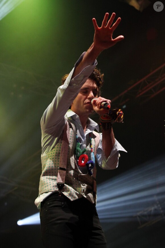 Mika animait le Concert pour tous à Paris, le 21 mai 2013.
