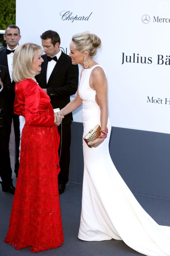 Sharon Stone - Arrivée au Gala de l'amfAR à l'Eden-Roc au Cap d'Antibes, en marge du Festival de Cannes, le 23 mai 2013.