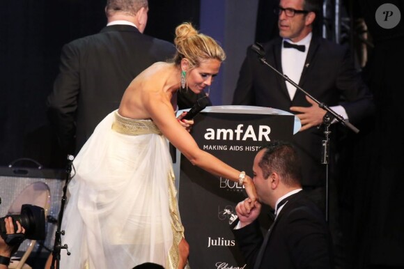 Heidi Klum - Vente aux enchères du 20e Gala de l'amfAR à l'hôtel du Cap-Eden-Roc lors du 66e Festival de Cannes, le 23 Mai 2013.