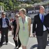 Le Prince Albert II de Monaco et la Princesse Charlene rendent visite aux membres de la Croix Rouge qui seront sur le circuit du Grand Prix de Formule 1 de Monaco - Le 23 mai 2013