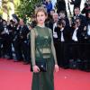 Agathe Bonitzer verte pour la montée des marches du film The Immigrant au Palais des Festivals à Cannes, le 24 mai 2013.