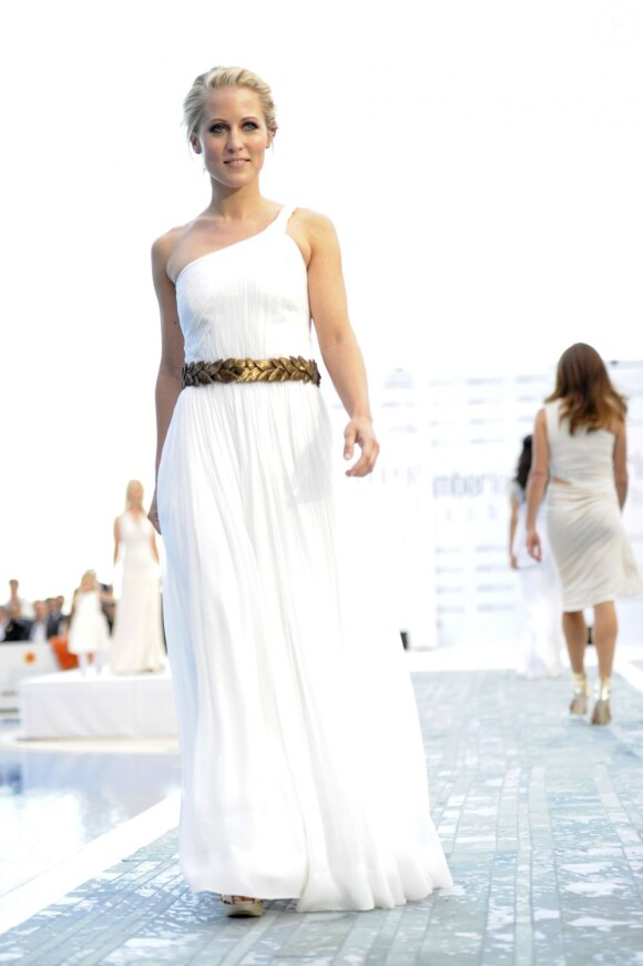 Natalie Pinkhon lors du Amber Lounge Fashion Show à Monaco au Méeridien Beach Plaza le 24 mai 2013