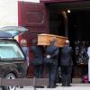 Pierre Bellemare très triste a l'enterrement de sa première épouse, maman de ses deux premiers enfants le 11 mai 2013.