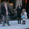 David Arquette, Courteney Cox et leur fille Coco, à New York, le 13 février 2012.