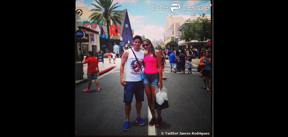 James Rodriguez avec sa femme Daniela en vacances en mai 2013