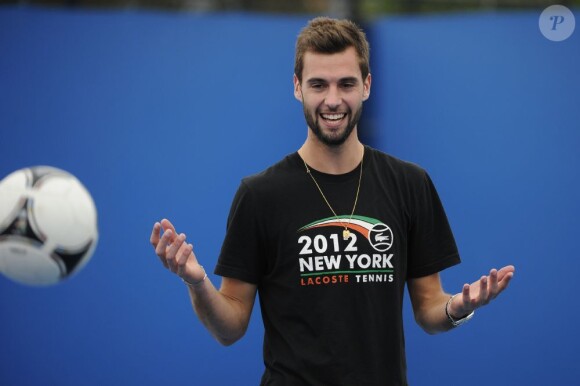 Benoit Paire lors d'une séance d'entraînement à l'Open d'Australie le 13 janvier 2013 à Melbourne