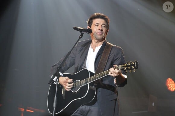 Patrick Bruel pendant son concert au Zénith de Paris le 30 mai 2013.