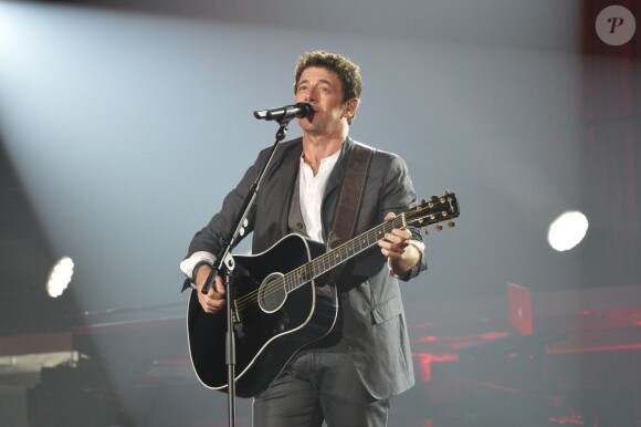 Patrick Bruel pendant son concert au Zénith de Paris le 30 mai 2013.
