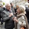 Pierre Bergé et la Baronne Hélène de Ludinghausen, ancienne directrice de la Haute Couture chez YSL - Inauguration de la plaque à la mémoire d'Yves Saint Laurent apposée sur la façade du 55, rue de Babylone, à Paris le 1er juin 2013.