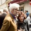 Thadée Klossovski de Rola et Charlotte Aillaud - Inauguration de la plaque à la mémoire d'Yves Saint Laurent apposée sur la façade du 55, rue de Babylone, à Paris le 1er juin 2013.