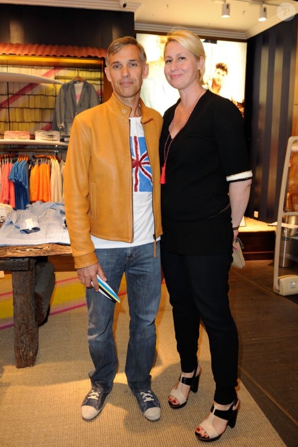 Luana Belmondo et Paul Belmondo à la soirée 'Surf Shack' au magasin Tommy Hilfiger des Champs-Elysées à Paris, le 4 juin 2013.