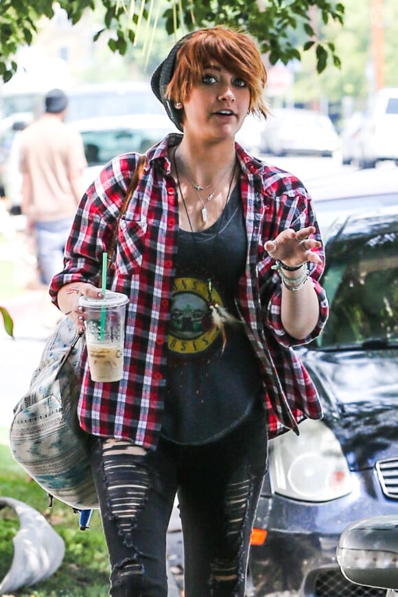 Paris Jackson dans les rues de West Hollywood, le 1er juin 2013.