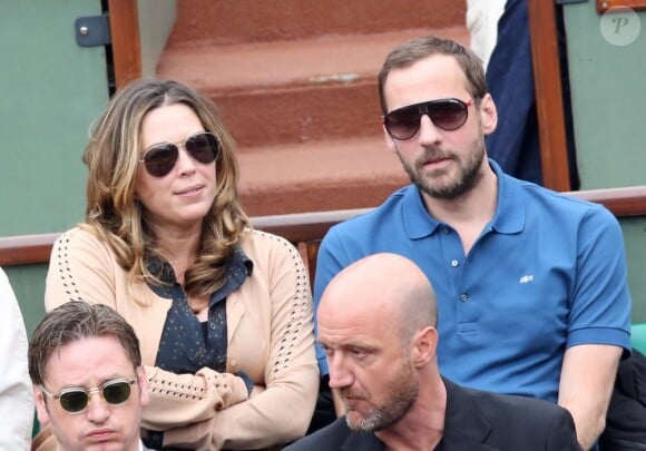 Fred Testot et sa compagne à Roland-Garros le 9 juin 2013 lors des Internationaux de France