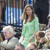 Pippa Middleton, avec 900 euros de Cashmere by Tania sur le dos, assistait le 13 juin 2013 à la fin du match Andy Murray - Nicolas Mahut, lors du tournoi du Queen's, à Londres.