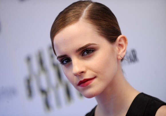Emma Watson a signé pour être la tête d'affiche d'une trilogie fantasy, Queen of Tearling.