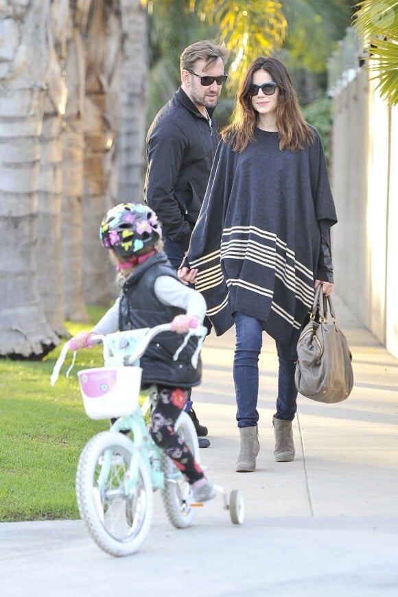 Michelle Monaghan, son mari Peter White et leur fille Willow, 4 ans, le 28 janvier 2013 à Los Angeles. En juin 2013, l'actrice annonce qu'elle est enceinte de son second enfant.