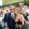 Simon Baker et Sophie Thalmann au prix de Diane Longines à l'hippodrome de Chantilly, le 16 juin 2013