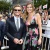 Simon Baker et l'ancienne Miss France Sophie Thalmann au prix de Diane Longines à l'hippodrome de Chantilly, le 16 juin 2013