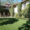 La villa californienne dont Tom Hanks et son épouse Rita Wilson se séparent, la revendant au prix de 5,25 millions de dollars