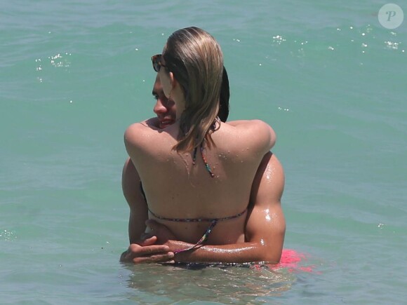 Radamel Falcao et sa belle Lorelei amoureux sous le soleil de Miami le 18 juin 2013