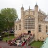 Cérémonies annuelles de l'Ordre de la Jarretière, lundi 17 juin 2013 à la chapelle Saint George à Windsor. Après un déjeuner au château, la reine Elizabeth II a mené avec son fils le prince Charles et son petit-fils le prince William, en l'absence du duc d'Edimbourg, la procession jusqu'à la chapelle Saint George.