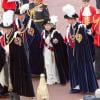 Cérémonies annuelles de l'Ordre de la Jarretière, lundi 17 juin 2013 à Windsor. Après un déjeuner au château, la reine Elizabeth II a mené avec son fils le prince Charles et son petit-fils le prince William, en l'absence du duc d'Edimbourg, la procession jusqu'à la chapelle Saint George.