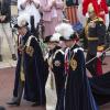 Cérémonies annuelles de l'Ordre de la Jarretière, lundi 17 juin 2013 à Windsor. Après un déjeuner au château, la reine Elizabeth II a mené avec son fils le prince Charles et son petit-fils le prince William, en l'absence du duc d'Edimbourg, la procession jusqu'à la chapelle Saint George.