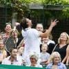 Goran Ivanisevic au milieu du public à l'occasion du BNP Paribas Tennis Classic qui se déroule au très sélect club de Hurlingham de Londres le 19 juin 2013