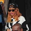Rihanna quitte son hôtel et se dirige au Ziggo Dome pour le premier de ses deux concerts à Amsterdam. Le 23 juin 2013.