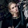 Cara Delevingne photographiée par Tim Walker pour la campagne automne-hiver 2013-2014 de Mulberry.
