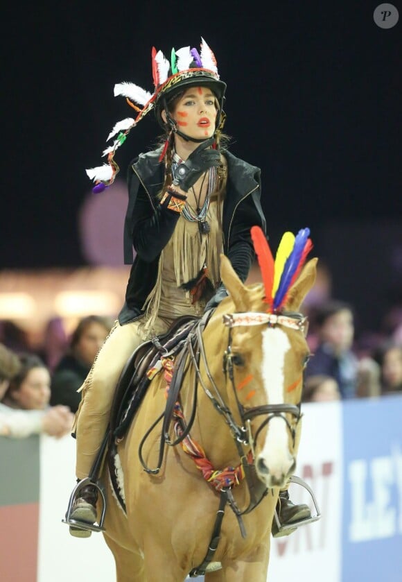 Charlotte Casiraghi, cavalière indienne lors des Gucci Paris Masters à Villepinte. Le 1er décembre 2012.
