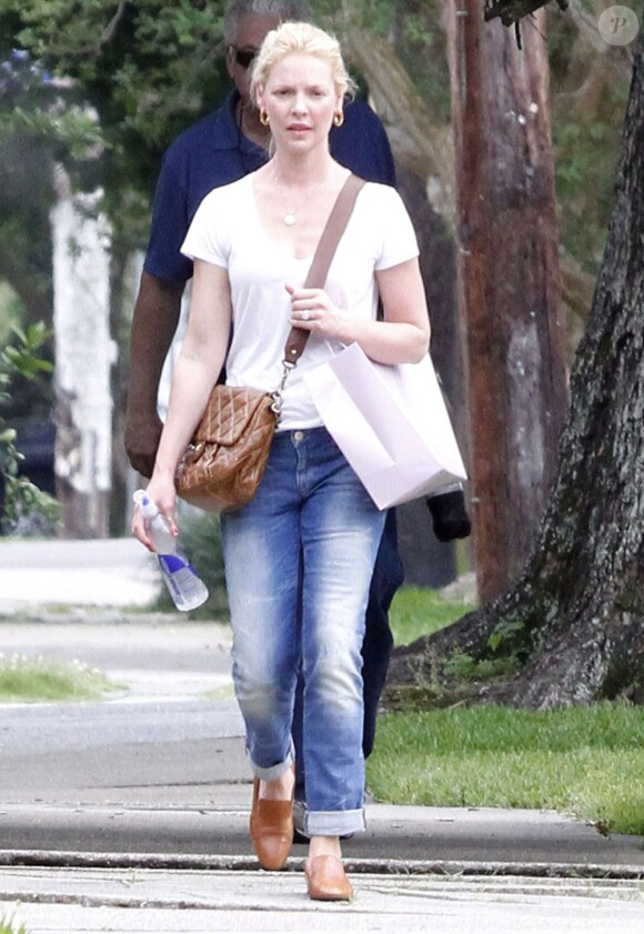 Exclusif - Katherine Heigl et son mari Josh Kelley font du shopping à la Nouvelle-Orléans, le 19 mai 2013.