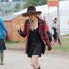 Sienna Miller motivée au festival de Glastonbury, Worthy Farm, Angleterre, le 28 juin 2013.